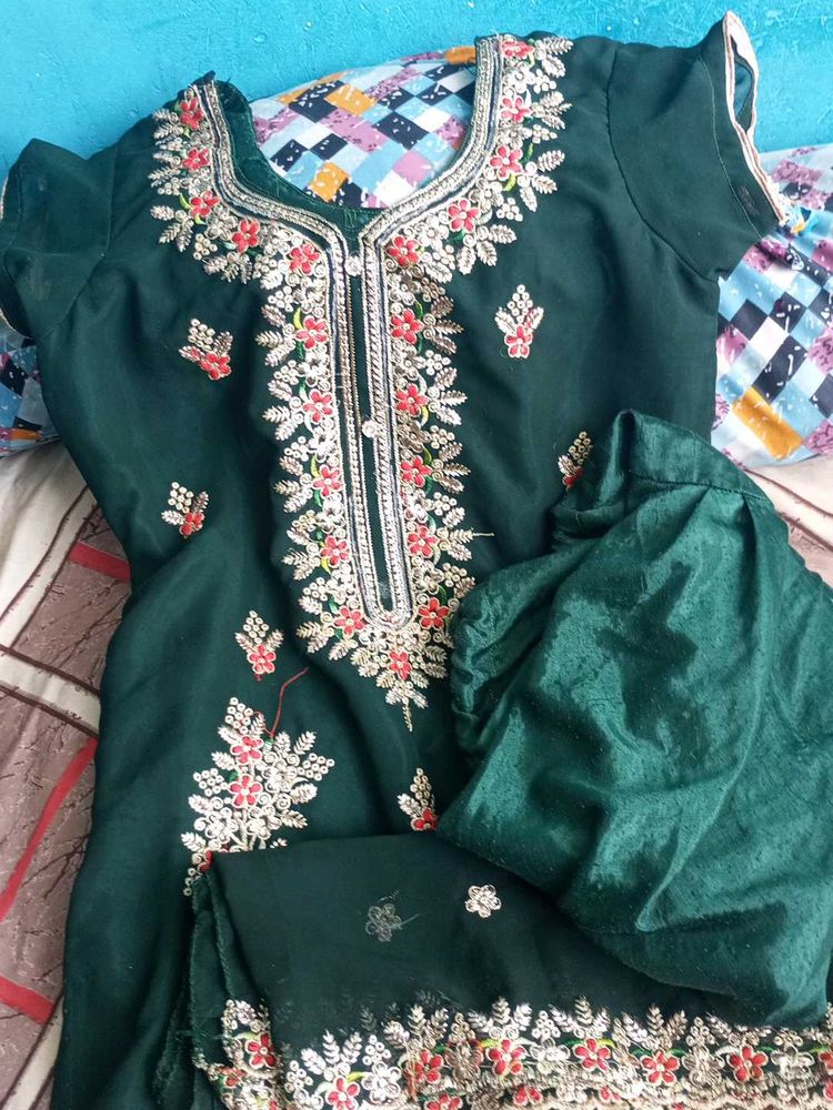 Elegant Embroidered Kurta Set