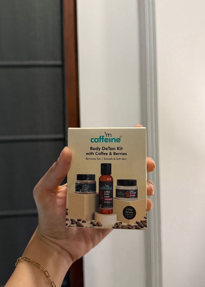 M Caffeine Body DeTan Kit