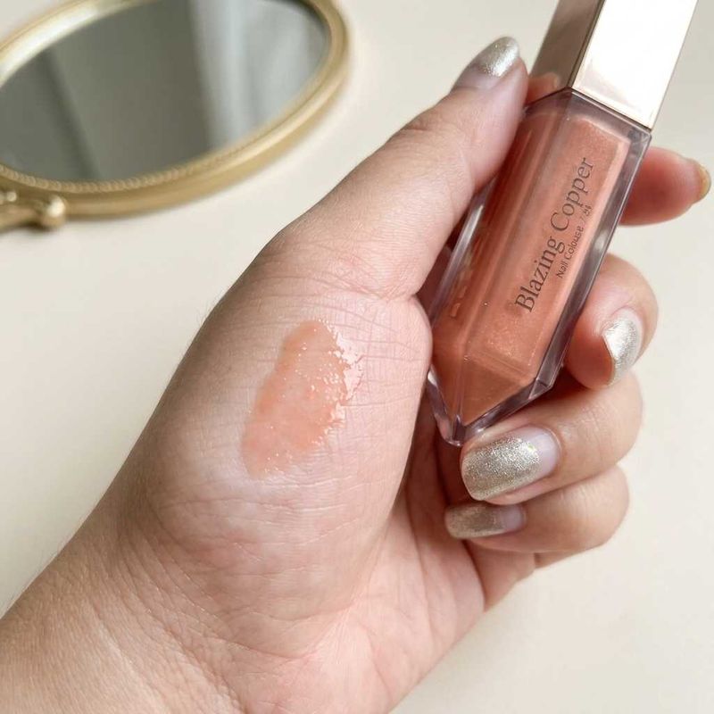 Typsy Beauty Lip Gloss