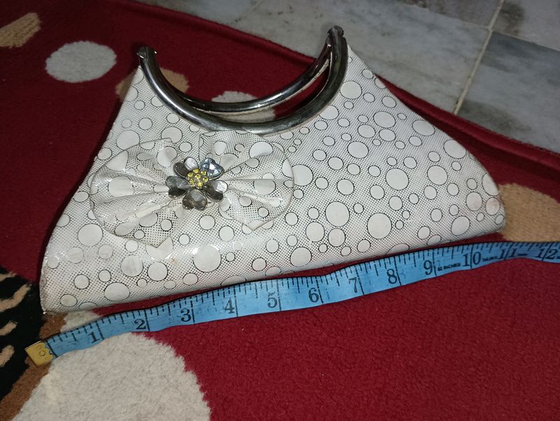 #White #Purse With Bow