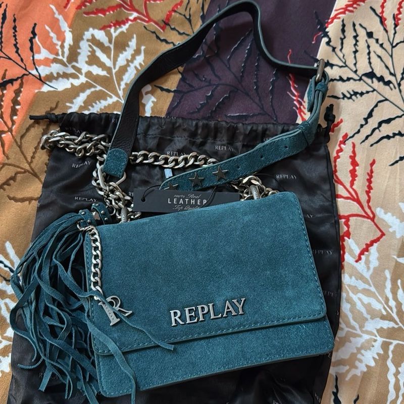 relay studded shoulder bag