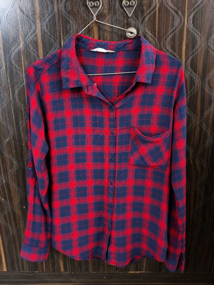 Red &amp; Blue Plaid Button-Up Shirt
