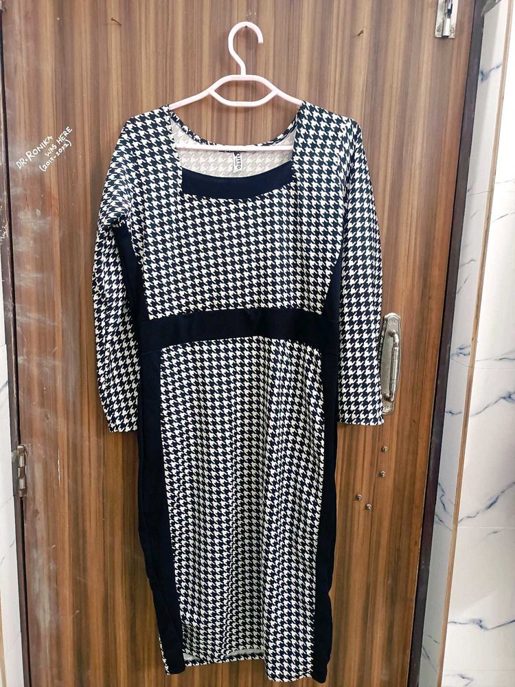 Houndstooth Print Midi Dress