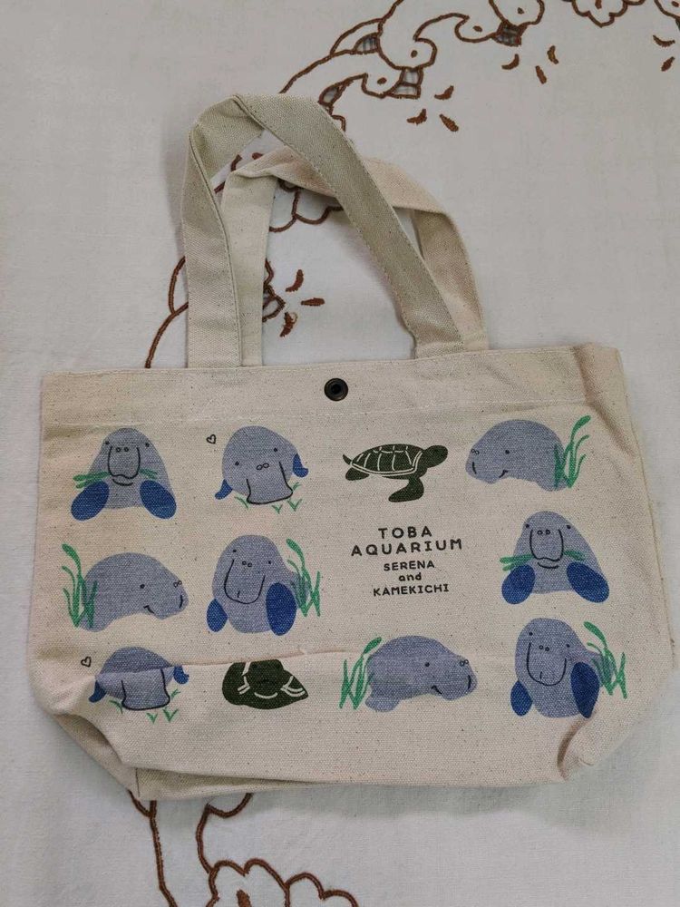 Cute Toba Aquarium Canvas Tote Bag
