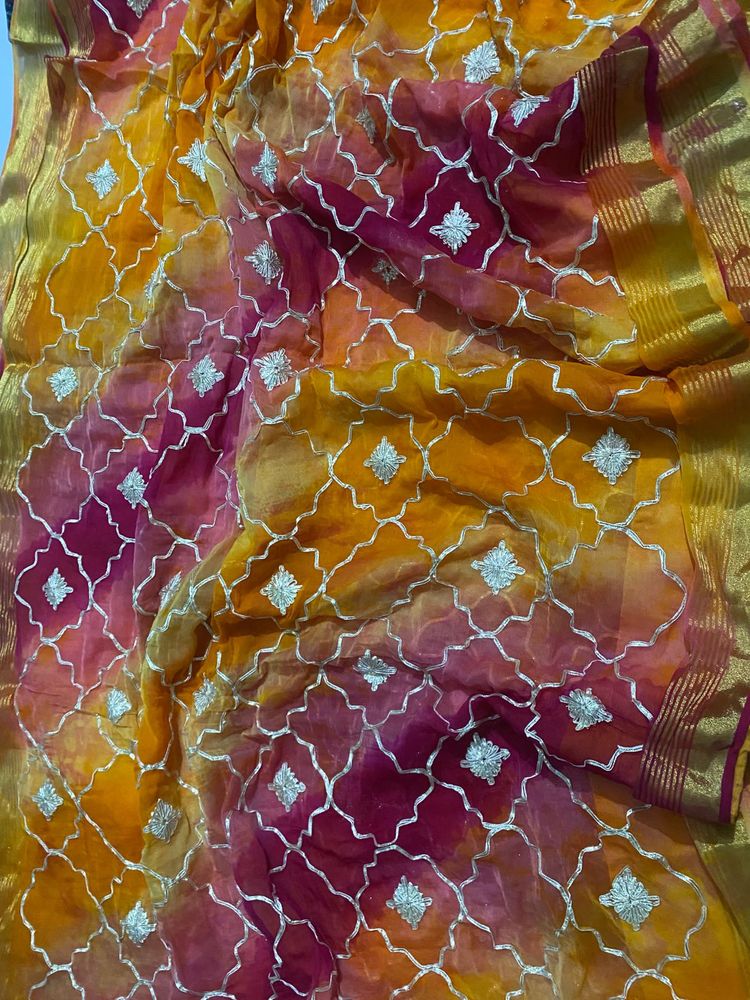 Stunning Ombre Semi piyor Saree