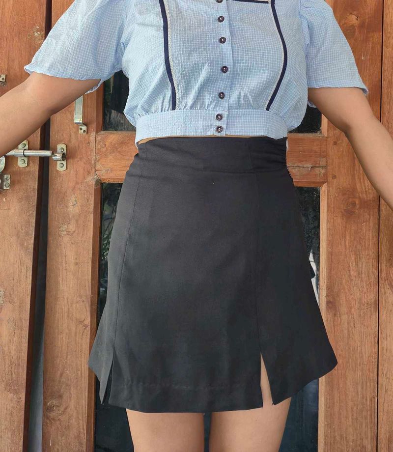 Chic Black A-line Mini Skirt