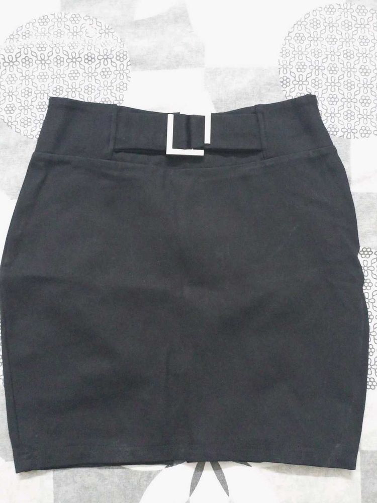 Chic Black Belted Skirt