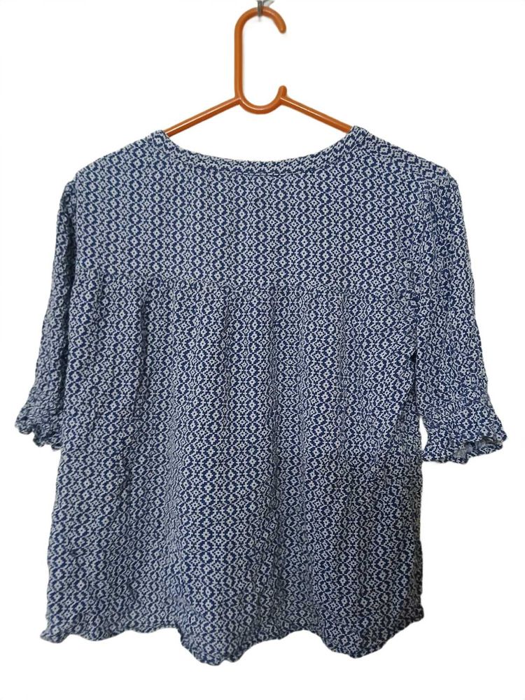 Blue Geometric Print Top
