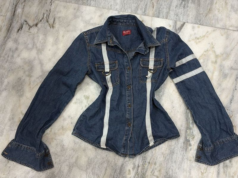 Y2K vintage 2OOOs top