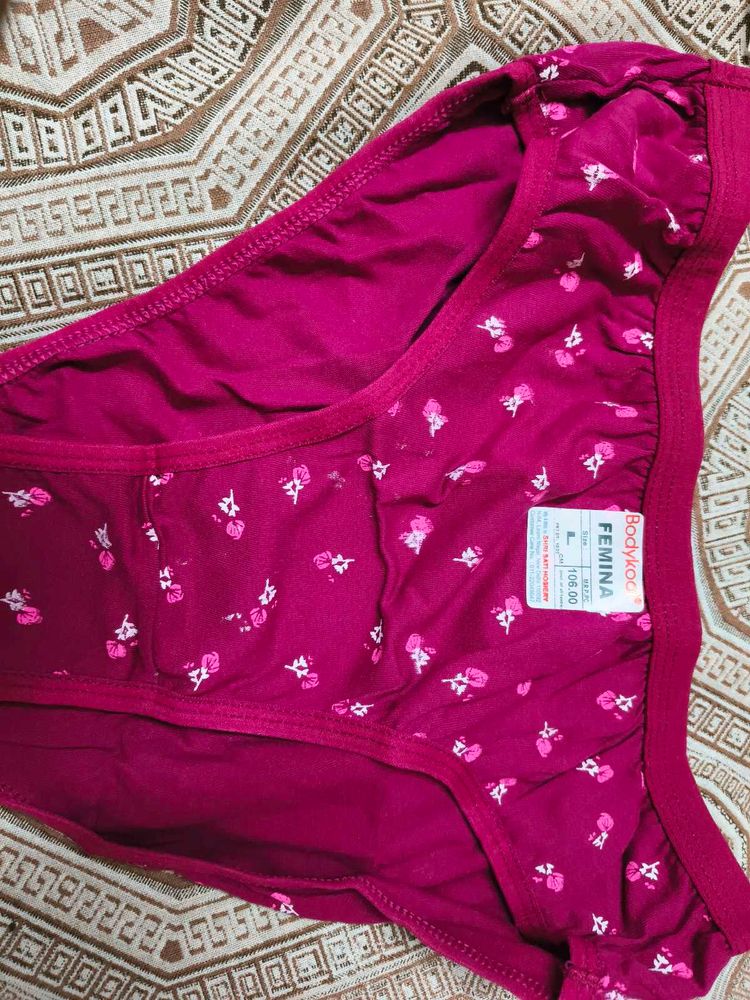 New without tag Floral Panty L size in 32 wai