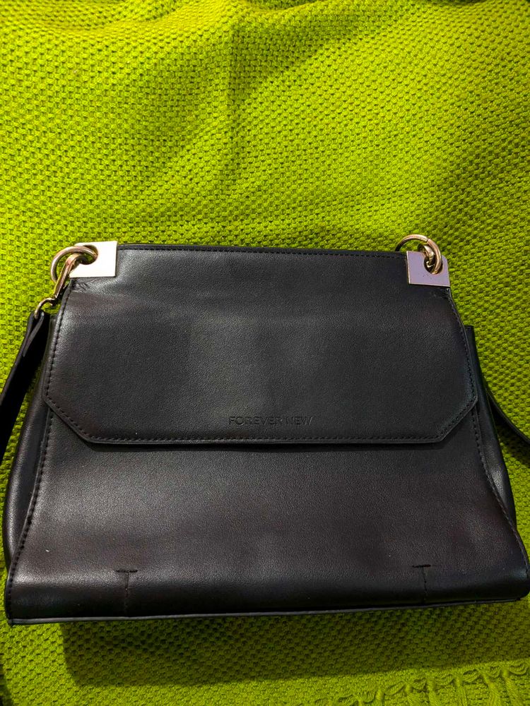 Forever New Satchel 👜