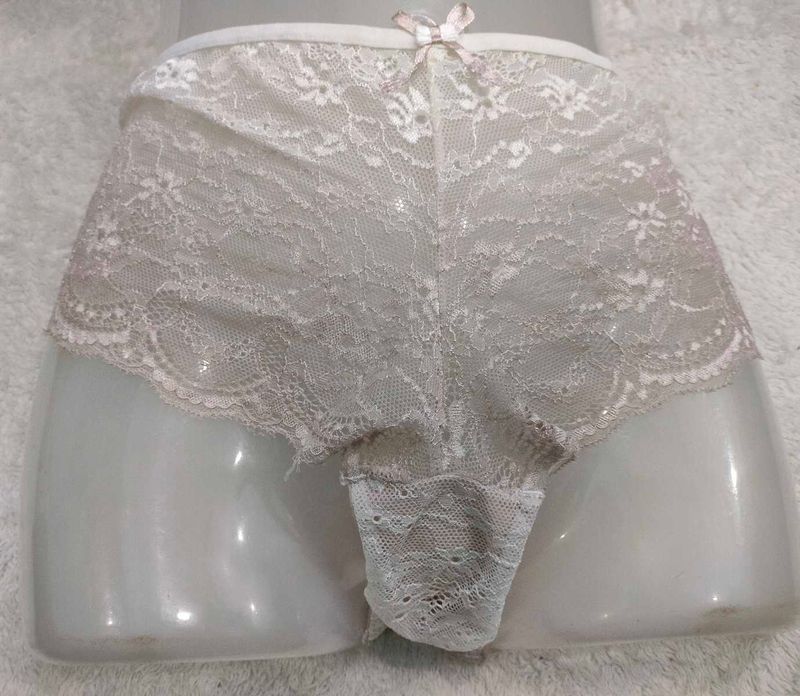 Elegant Lace Briefs - Delicate &amp; Feminine 🖤