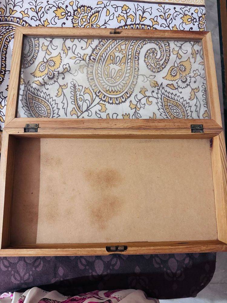 Vintage Wooden Trinket Box