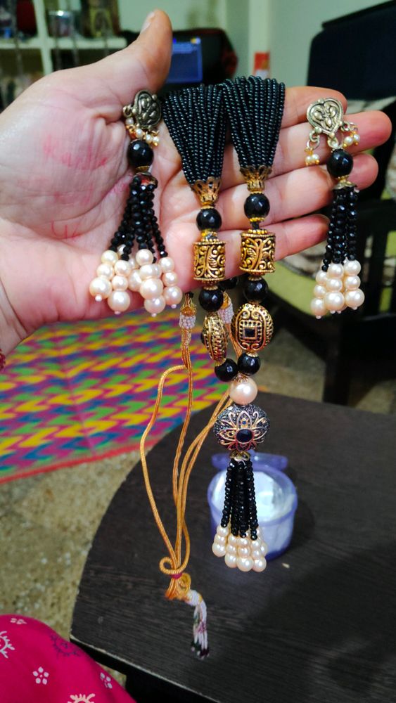 JWELLARY SET(Black peral har with earings)