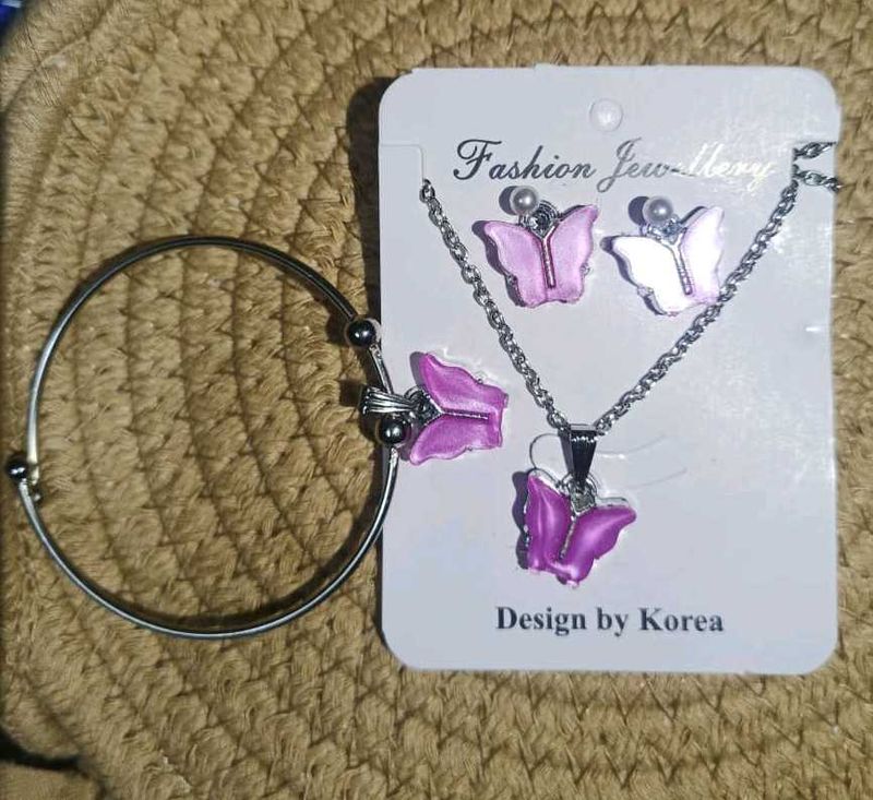 Charming Butterfly Jewelry Set