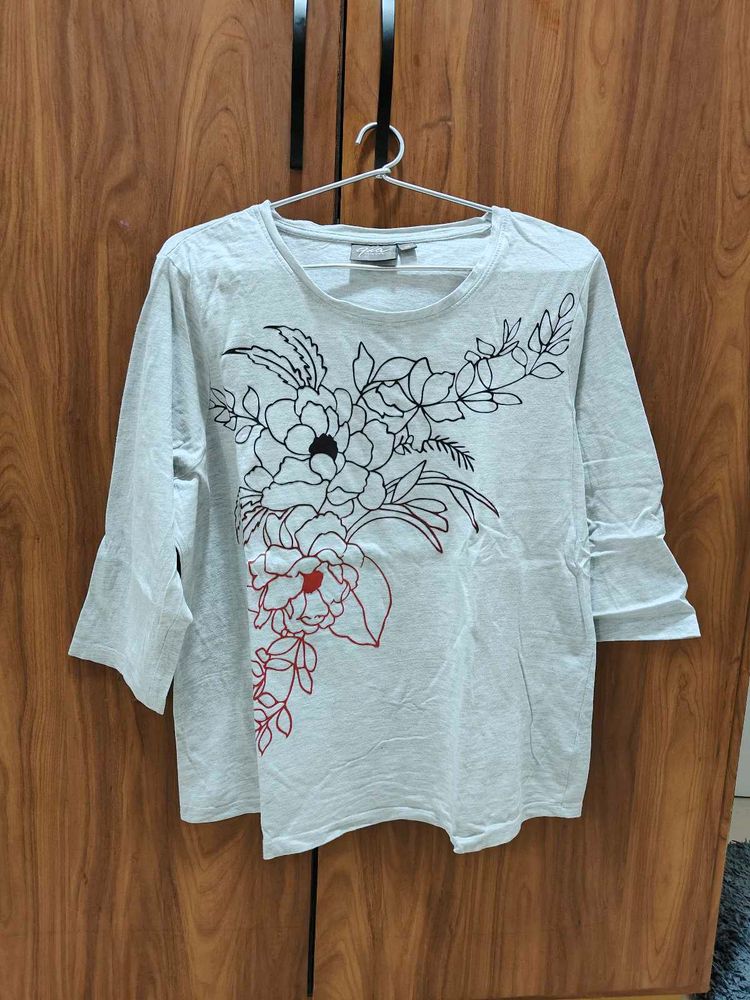 Beautiful Floral Printed Grey Coloured Top
