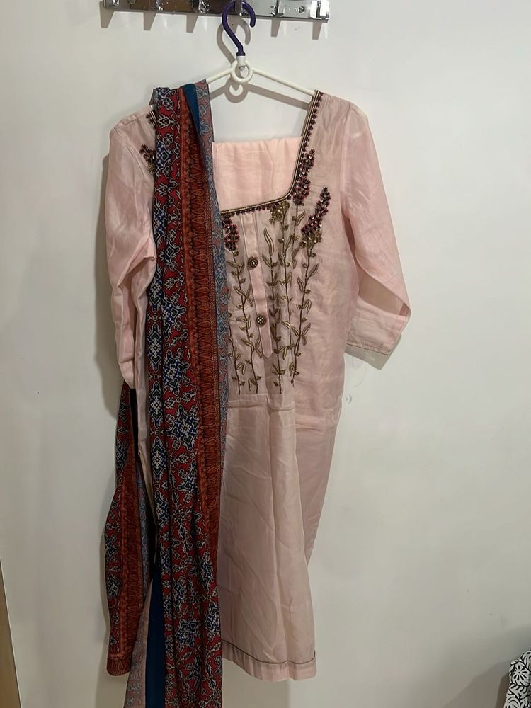 Elegant Pink Kurta Set with Dupatta
