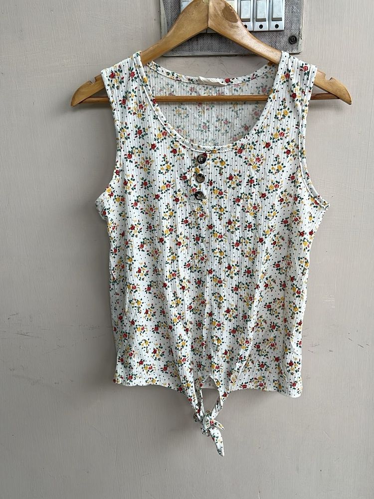 Cute Floral Tie-Front Tank Top