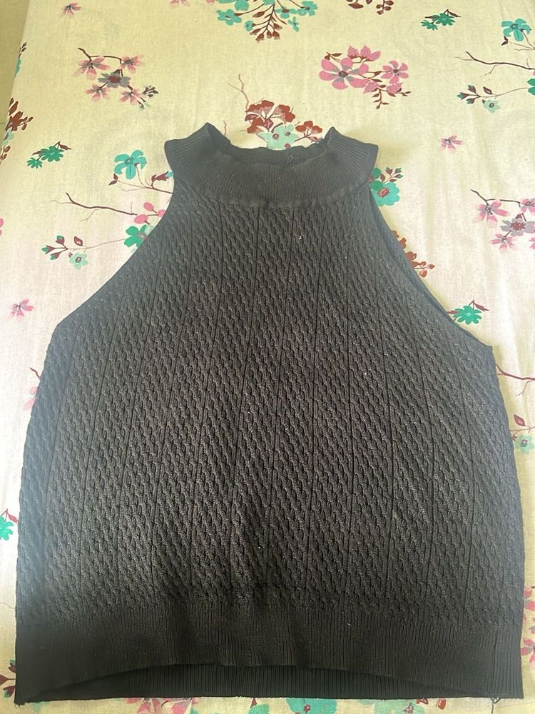 Chic Sleeveless Knit Top