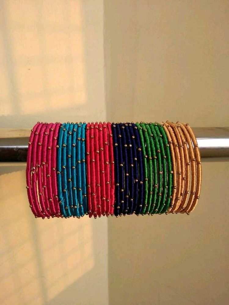 Shinning Pearls Bangles