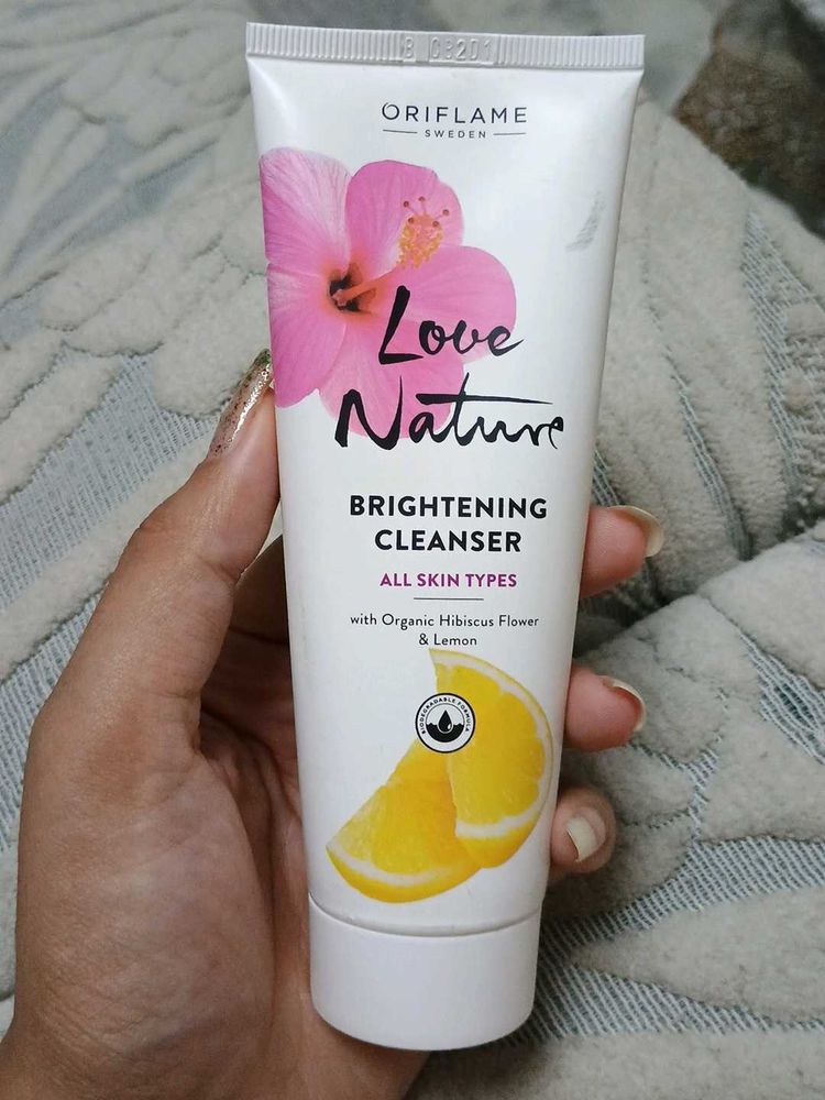 Brightening Cleanser