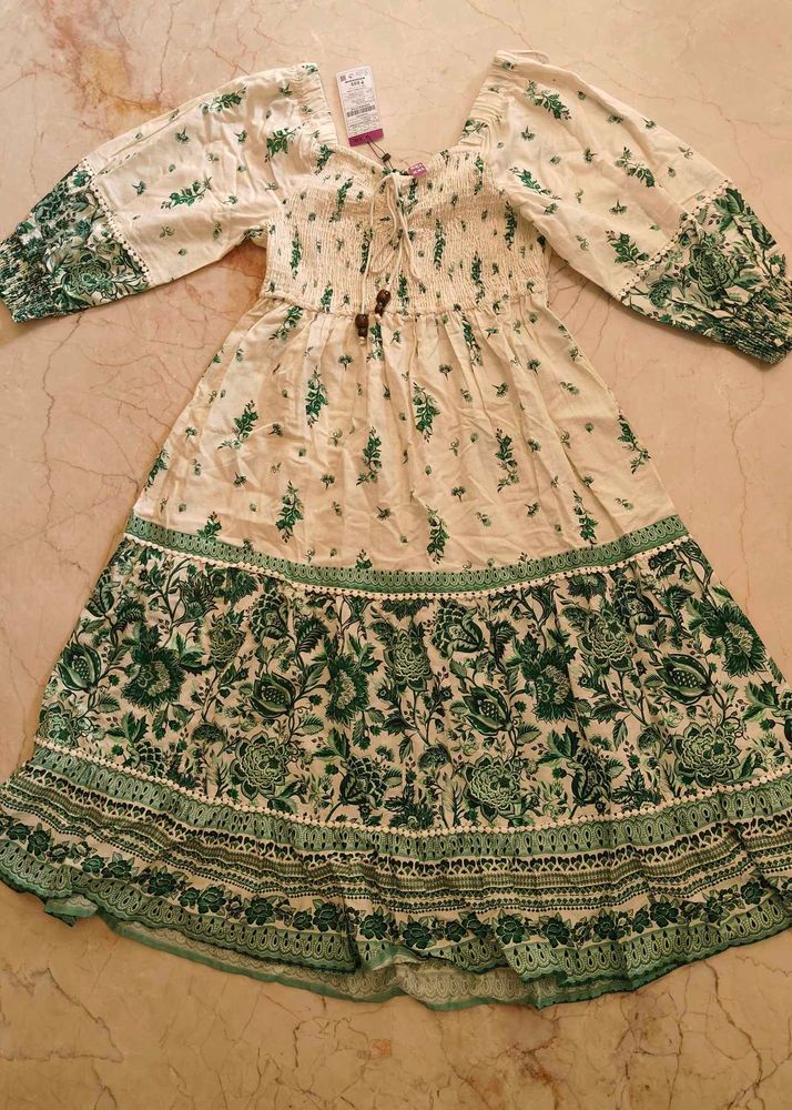 Floral westrn dress👗