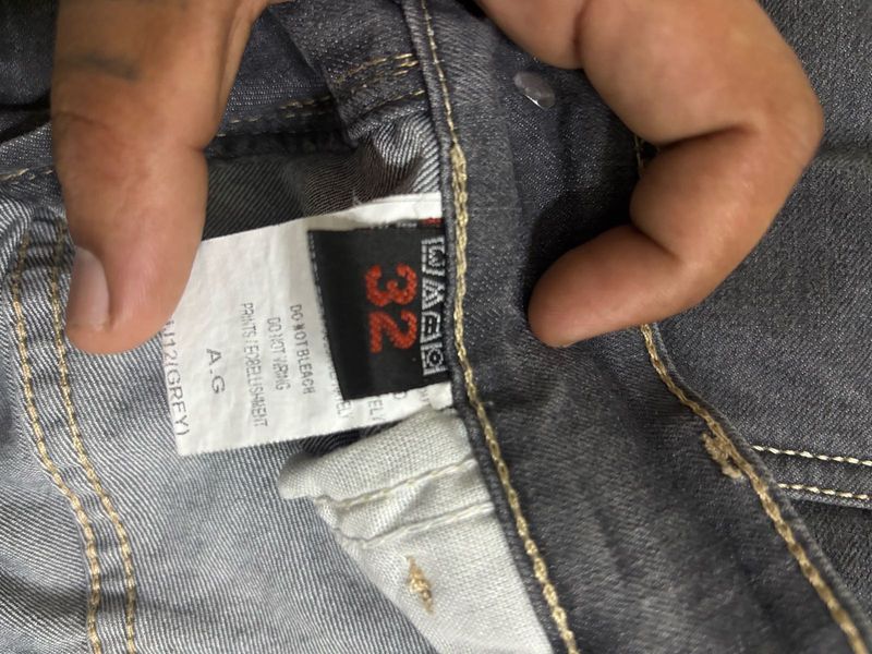 Men's Grey Jeans