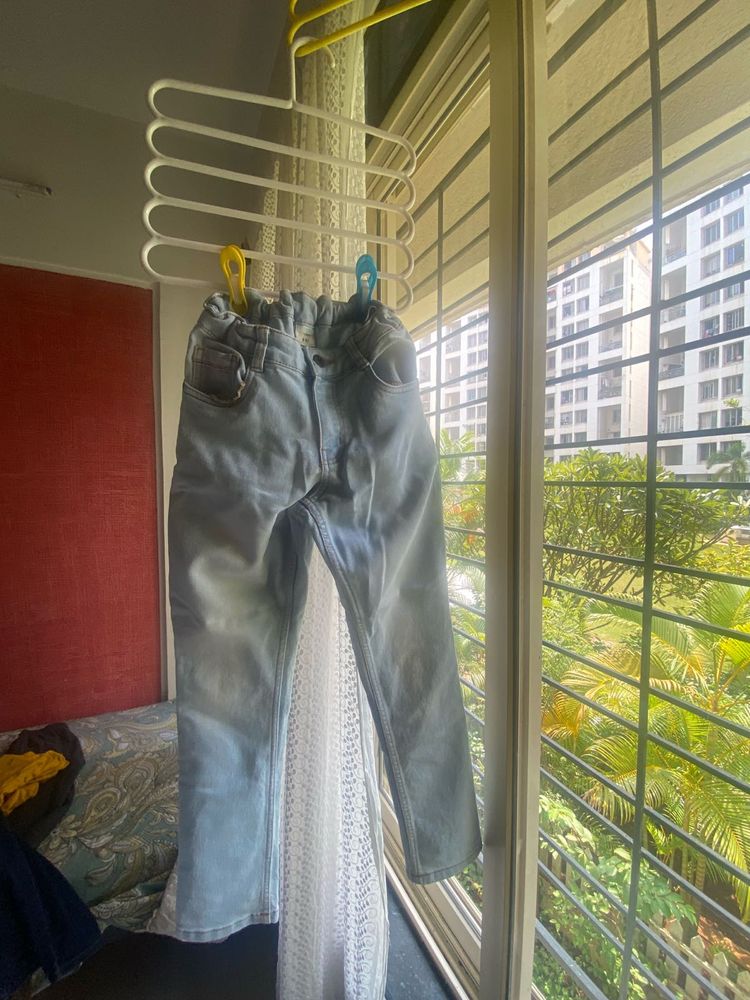 Light Wash Denim Jeans