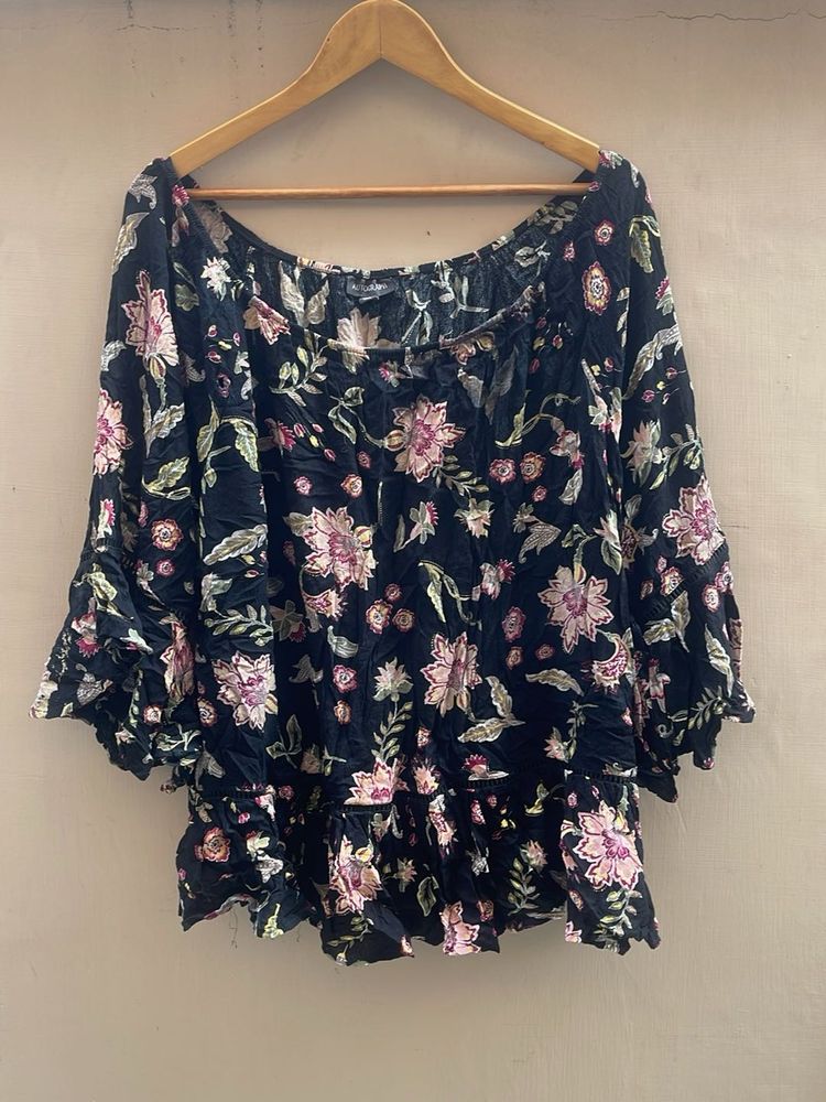 Floral Off-Shoulder Peasant Top