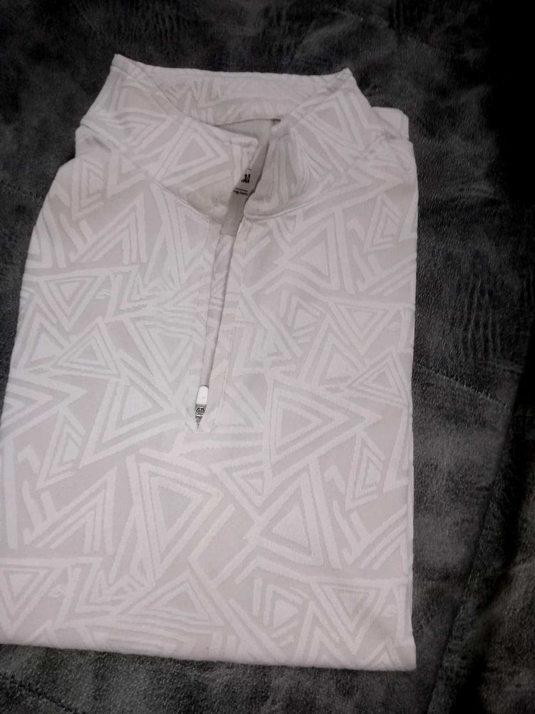 branded Polo t-shirt for you
