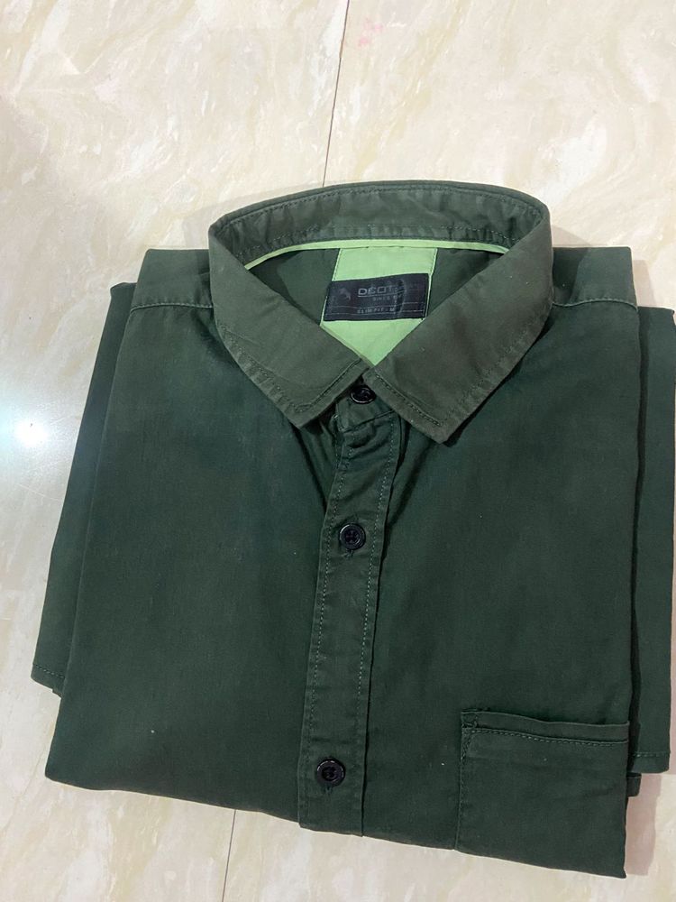 DCOT Men's Solid Color Casual Shirt