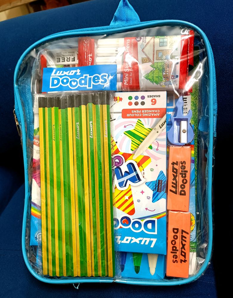 LUXAR DOODLES BUDDING ARTIST KIT
