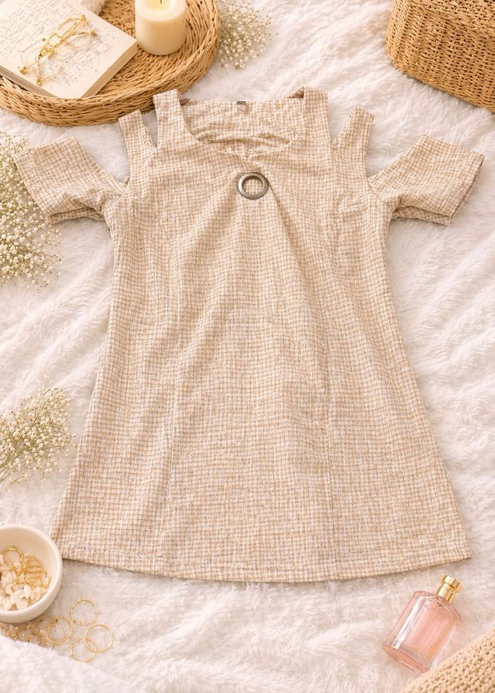 Stylish Cold Shoulder Top