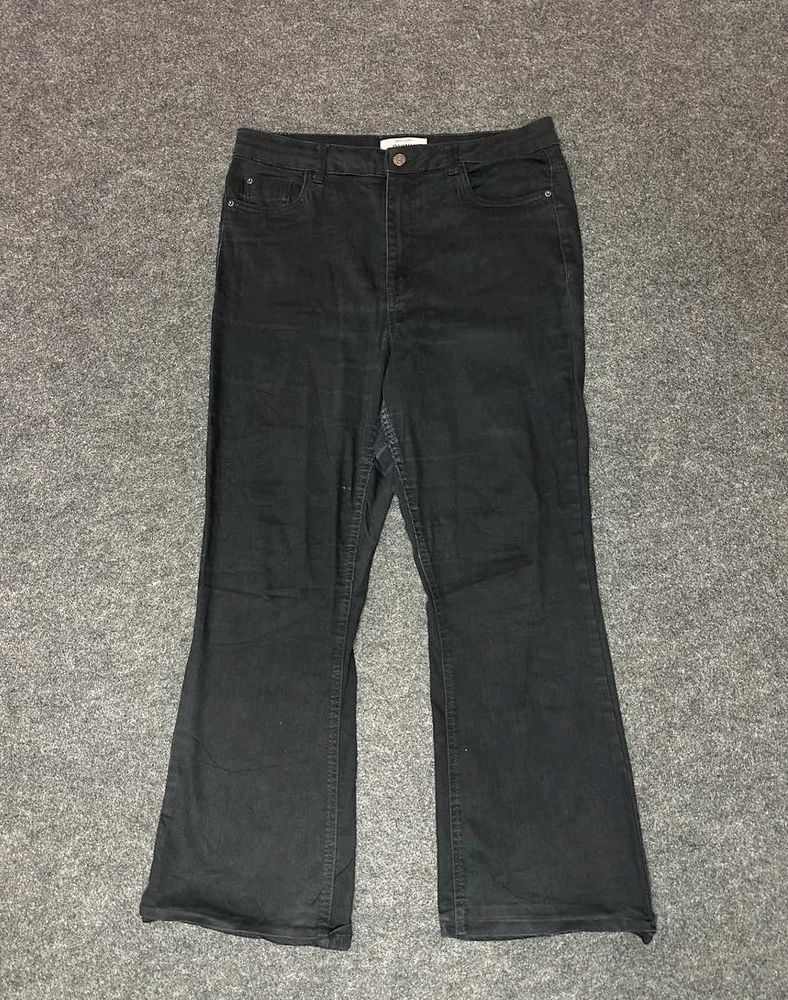 Y2K Black Flare Jeans