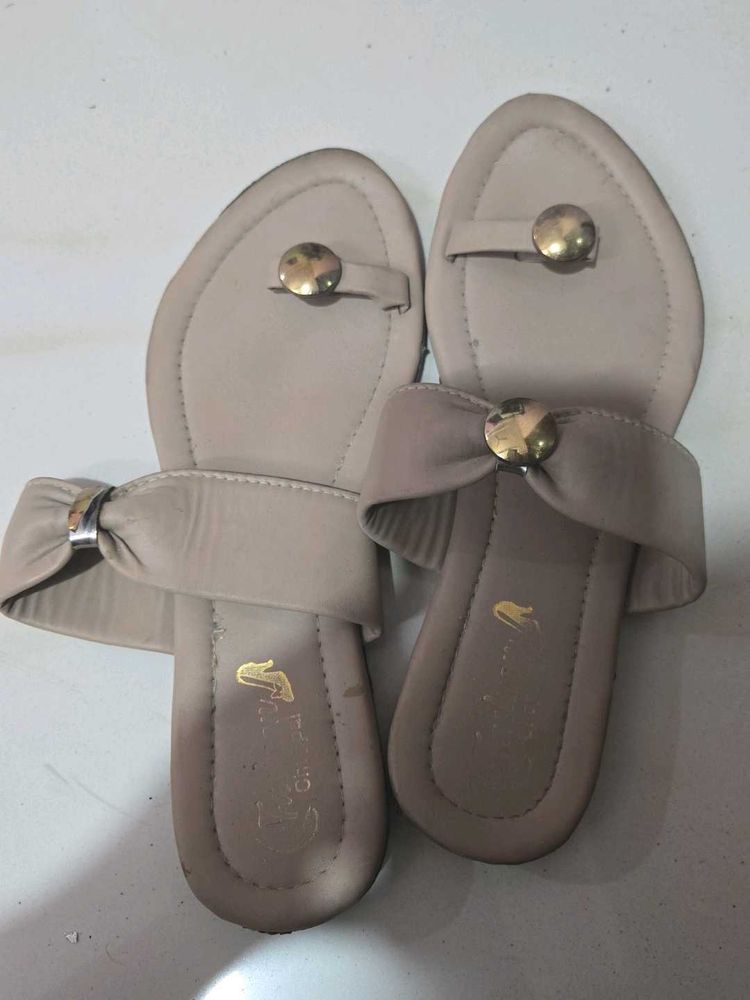 Stylish Beige Flats
