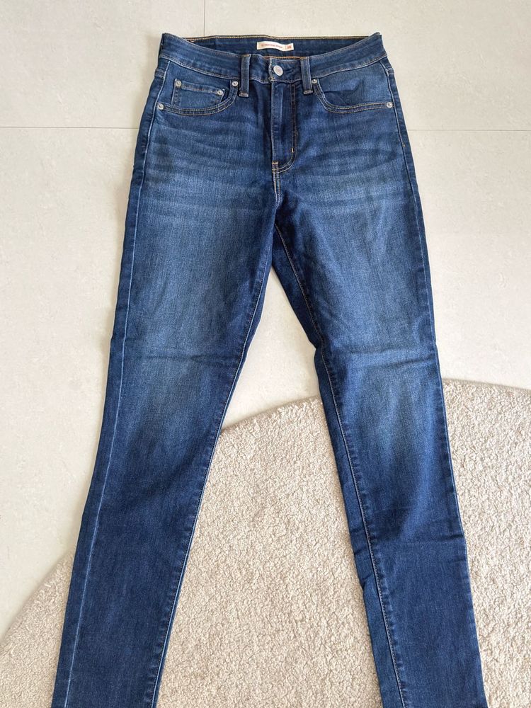 Levi's Women's Blue Skinny Jeans