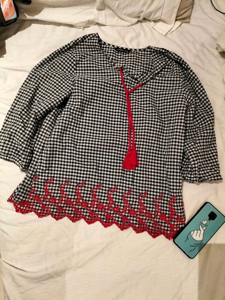 Checkered Embroidered top