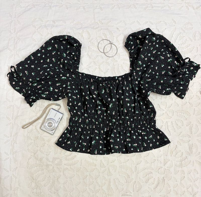 H&amp;M Floral Smocked Square Neck Top