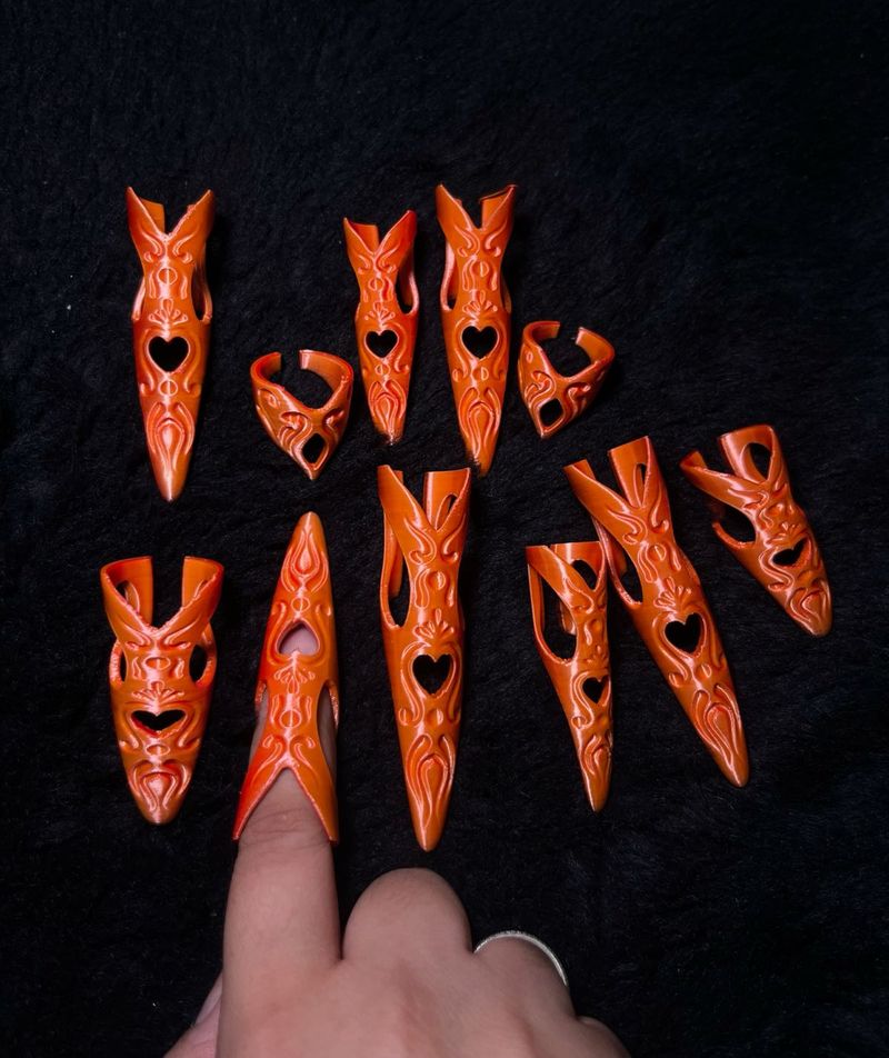 3D printed Gothic Heart Fingernail Rings