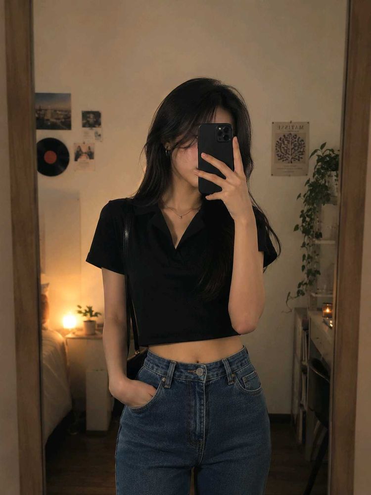 Black Cropped Collared Top