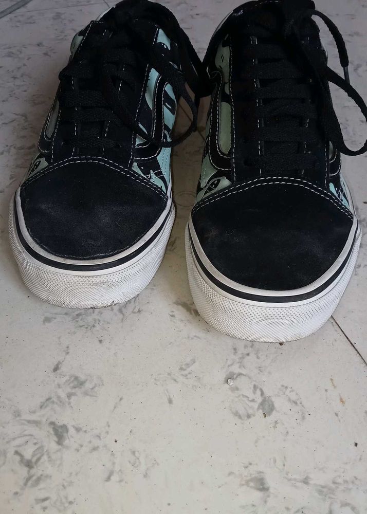Vans Old Skool Skate Shoes - Black/Blue Flame