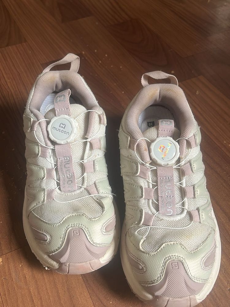 Girl Shoe 35 Size (Mutoon Japanese )