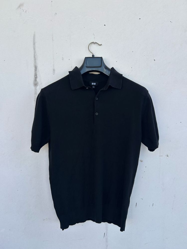 og uniqlo black  polo