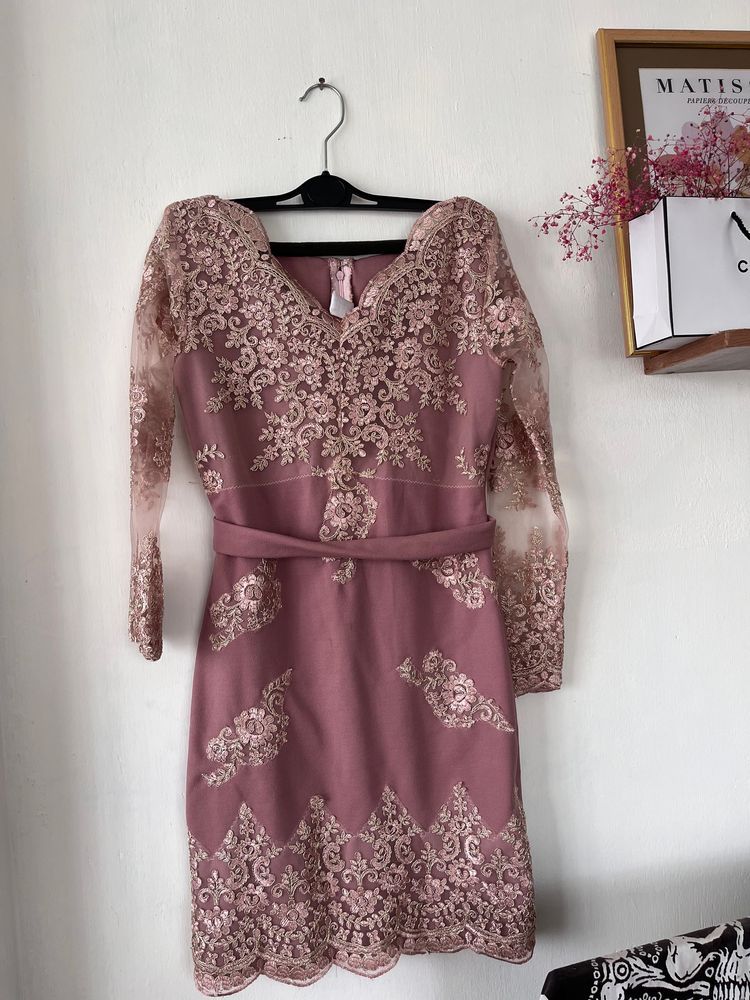 Dusty Rose Lace Sheath Dress
