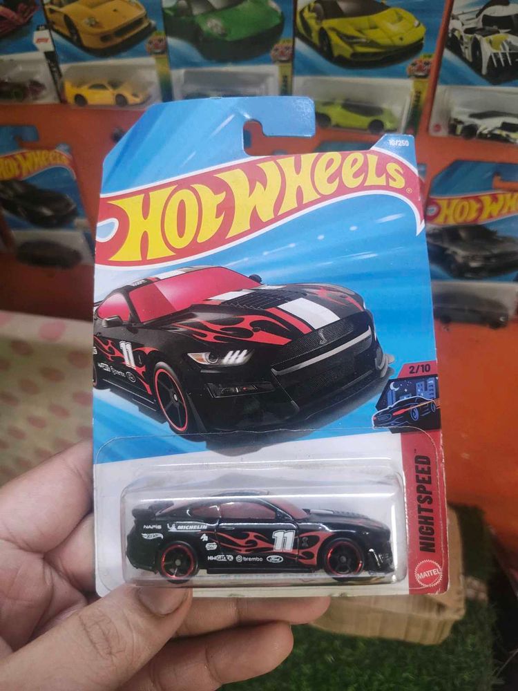 mustang hotwheel