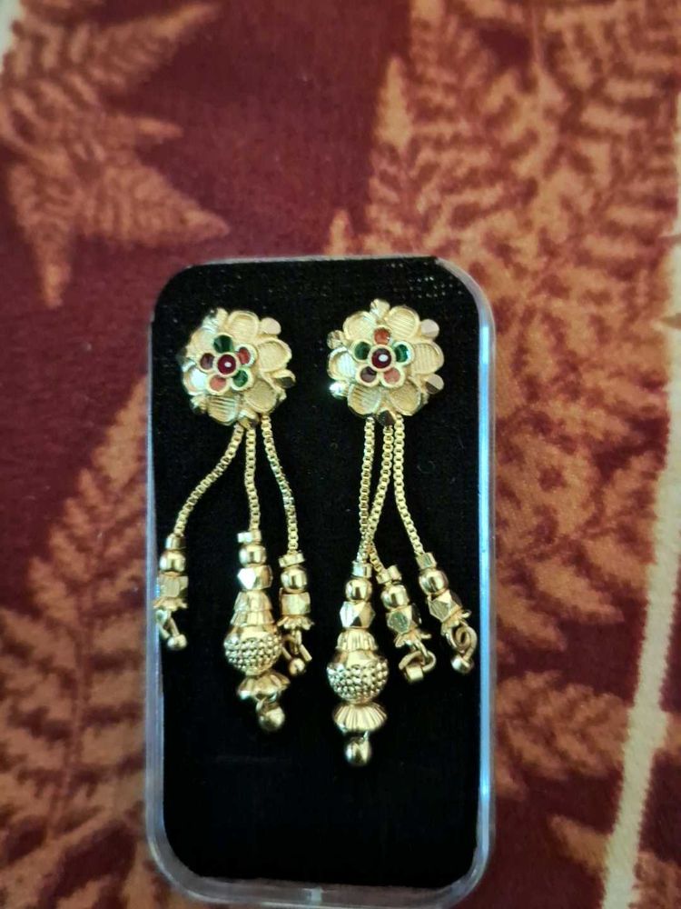 Elegant Gold Tassel Earrings