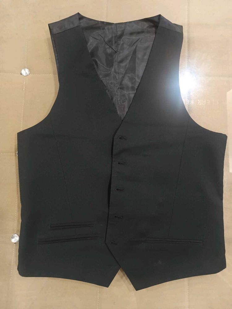 Classic Black Formal Vest Medium Size