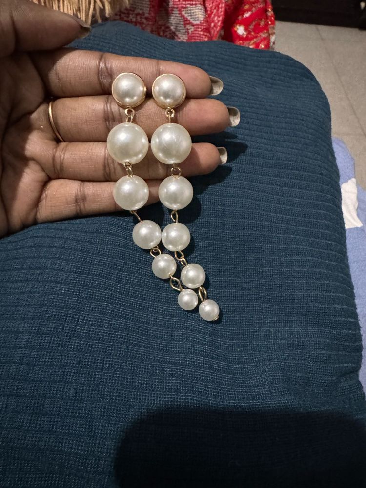 Elegant Pearl Drop Statement Earrings