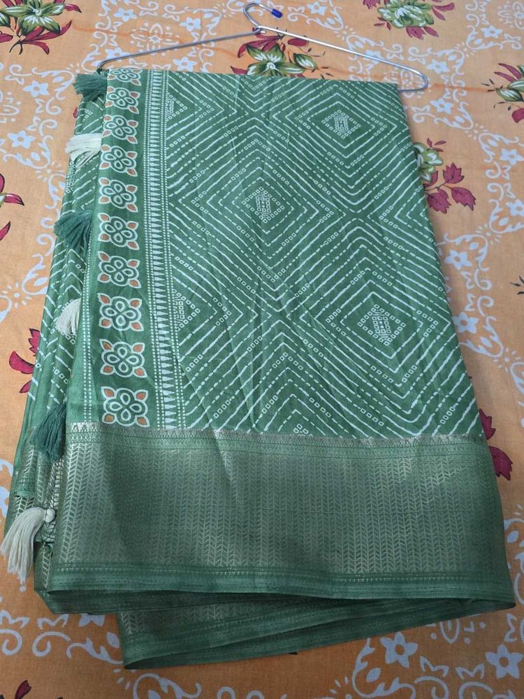 Beautiful Green Bandhani Saree
