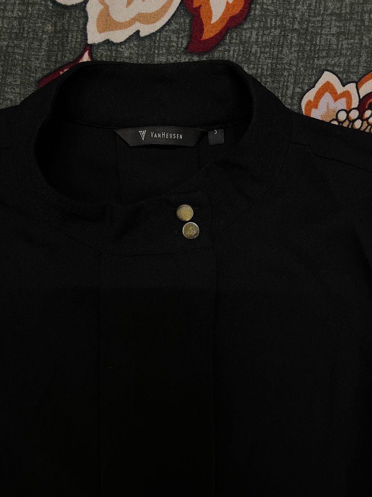 Black Van Heusen Top